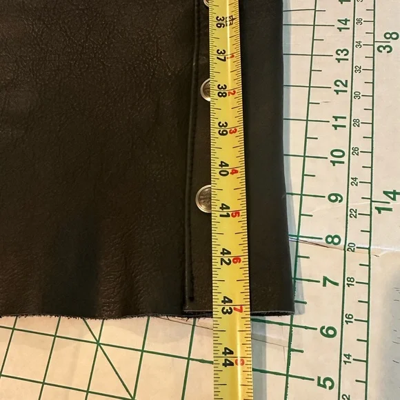 Harley Davidson women’s black leather chaps excellent condition buckle lace up - Picture 11 of 16